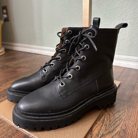 Madewell | The Rayna Lace-Up Boot in Leather - Picture 6 of 13